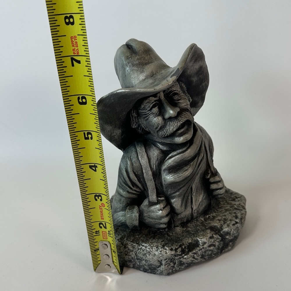 Rare “Howdy” Pewter Cowboy Signed Bust Statue Richard Fuller Limited Edition - Picture 7 of 8